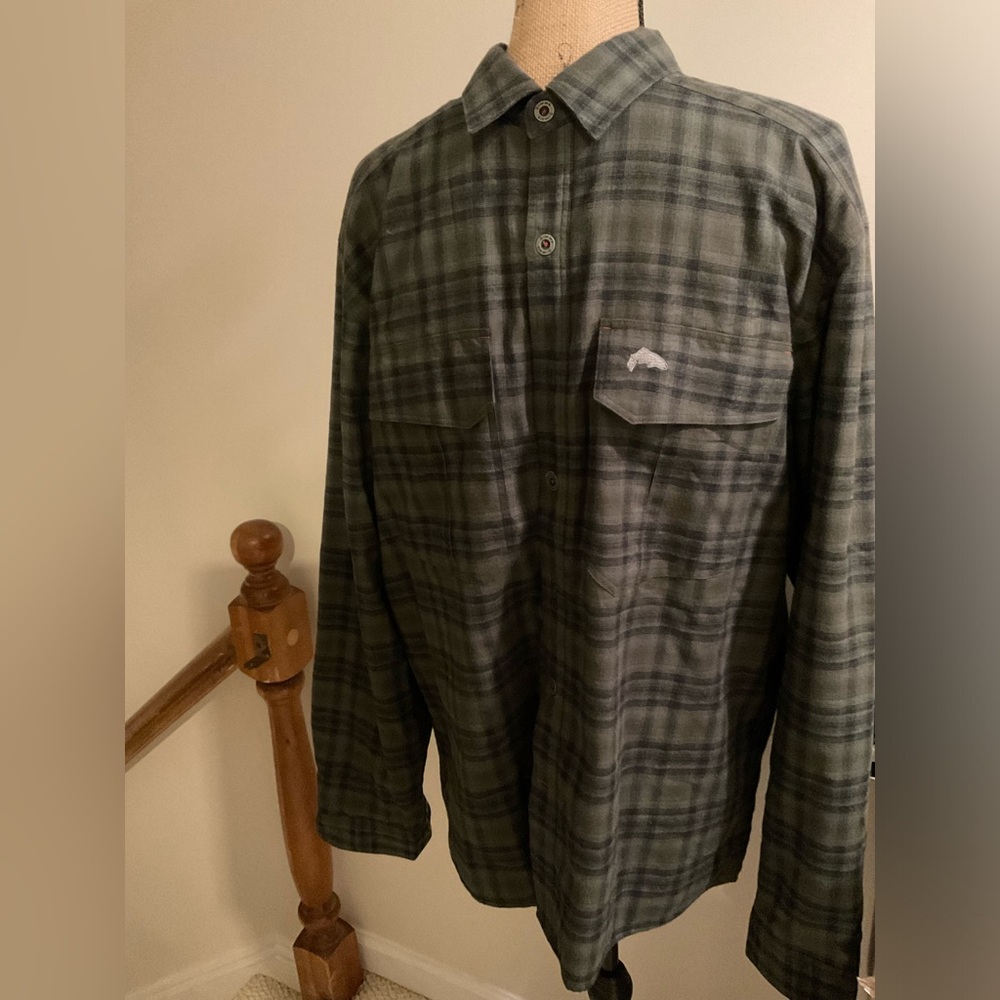 SIMMS Large Men’s Shirt